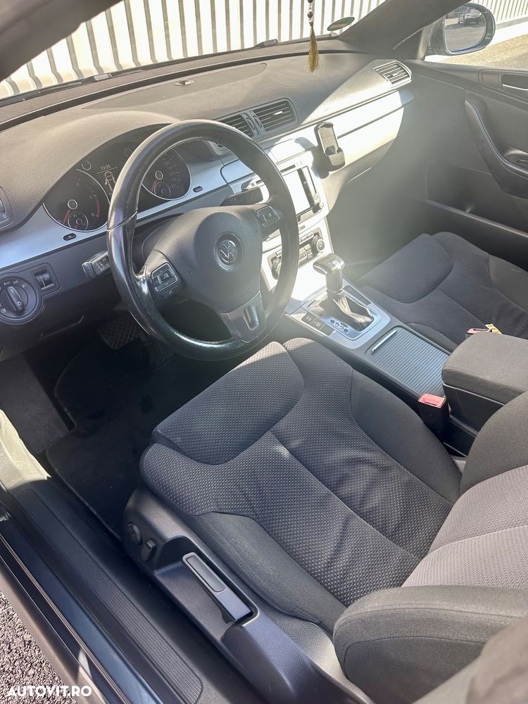 Volkswagen Passat - 6
