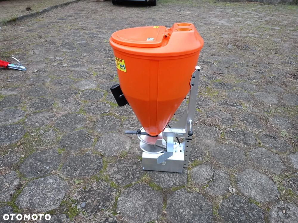 Solarka posypywarka DEXWAL SOLDROG - 4