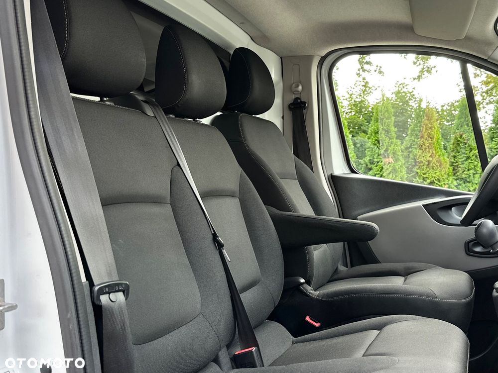 Renault Trafic - 19