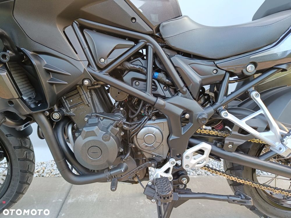 Benelli TRK 502X - 21
