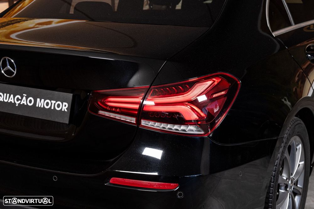 Mercedes-Benz A 180 Limousine d Progressive Aut. - 10