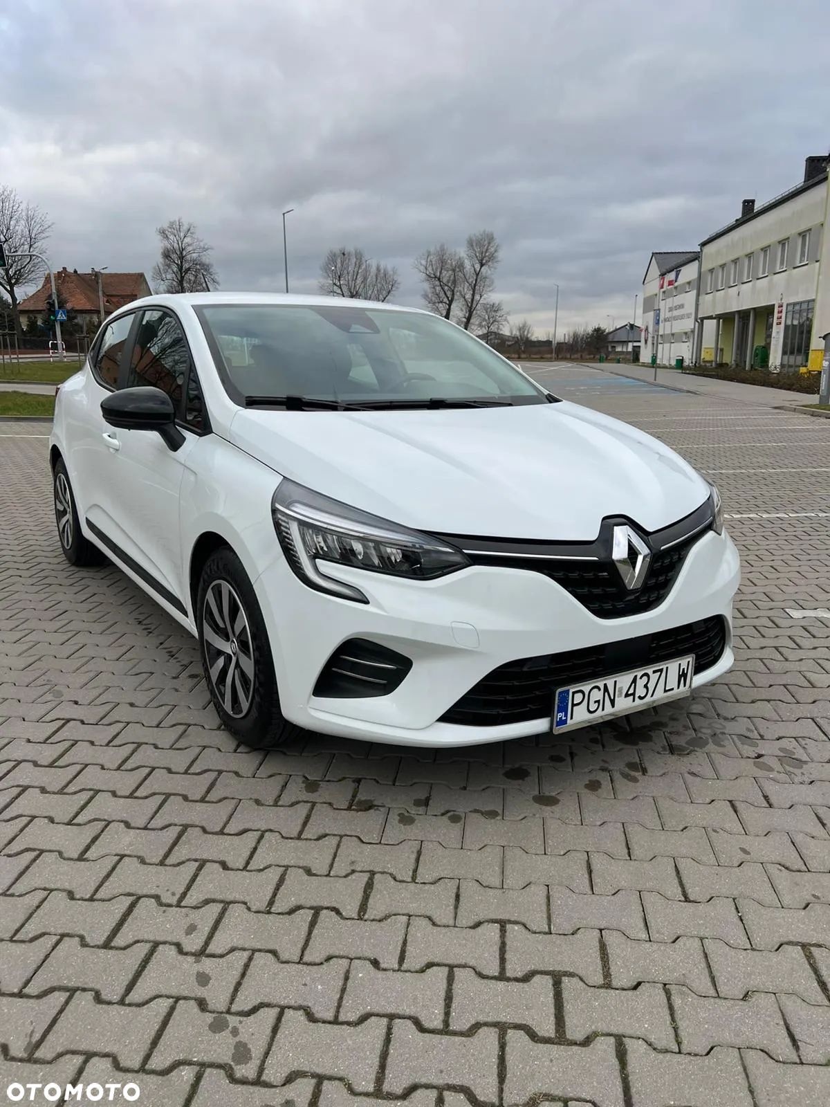 Renault Clio - 1