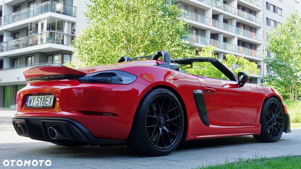 Porsche 718 Spyder - 20