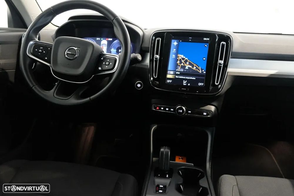Volvo XC 40 1.5 T5 PHEV Momentum Plus - 9