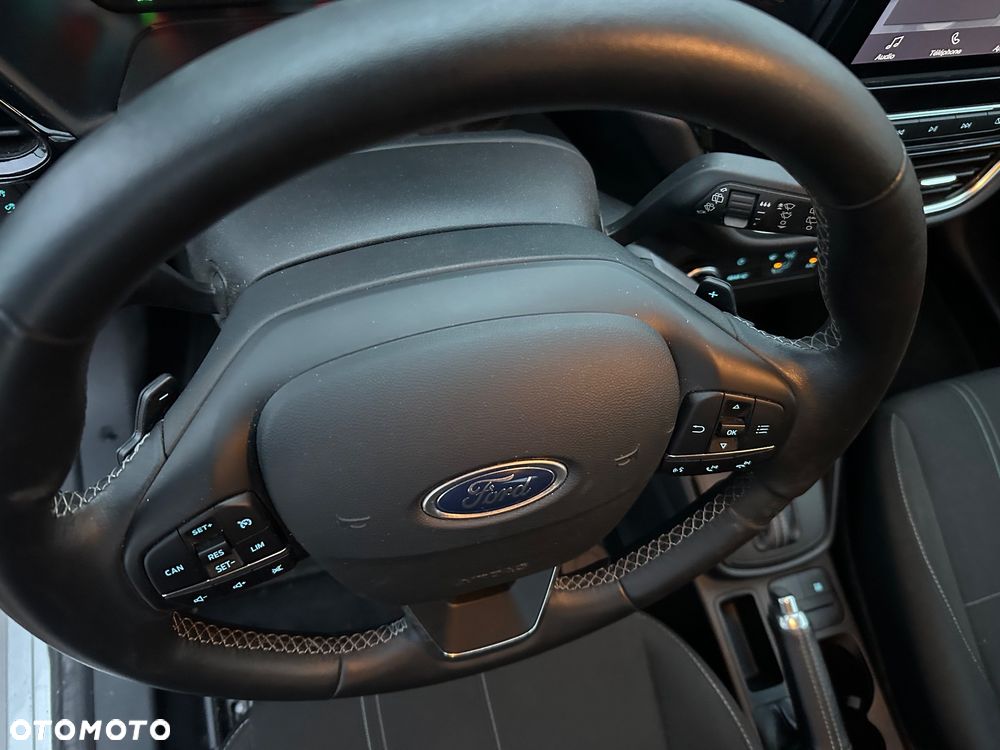 Ford Fiesta 1.0 EcoBoost Powershift Trend - 11