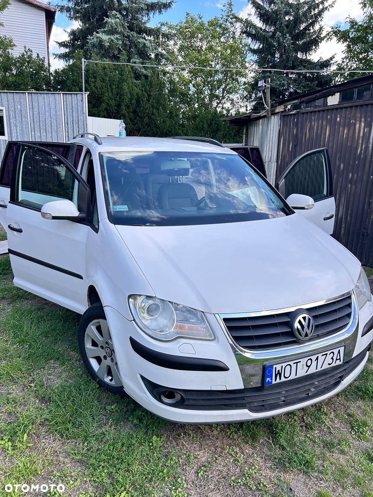 Volkswagen Touran 1.9 TDI Welcome - 2