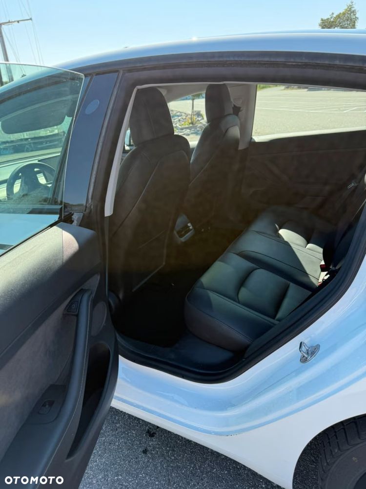 Tesla Model 3 Langstreckenbatterie Allradantrieb Dual Motor - 10