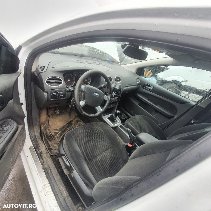 Dezmembram Ford Focus  Break 1.8 tdci KKDa 2007 - 3
