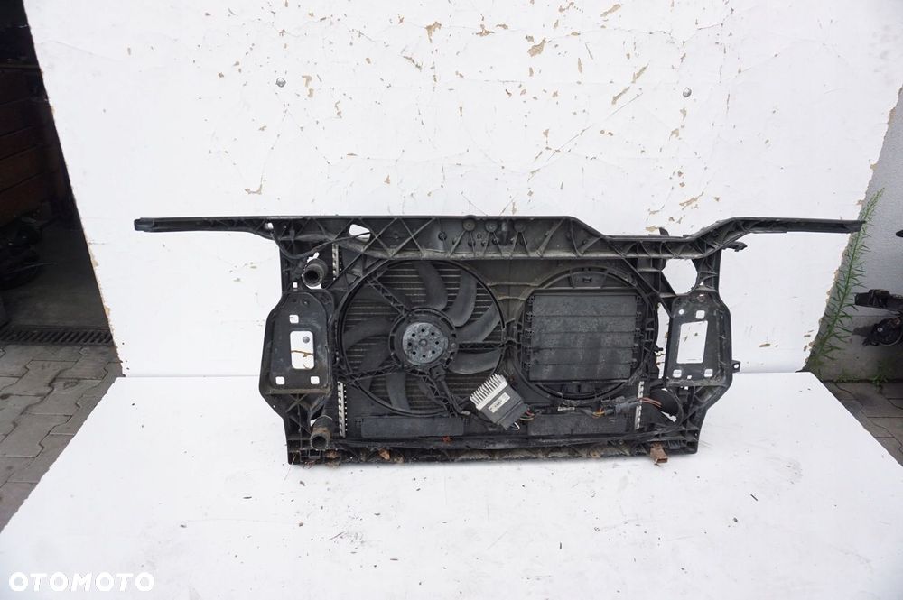 WZMOCNIENIE CHŁODNICE PAS AUDI A4 B8 2.0 TDI - 2