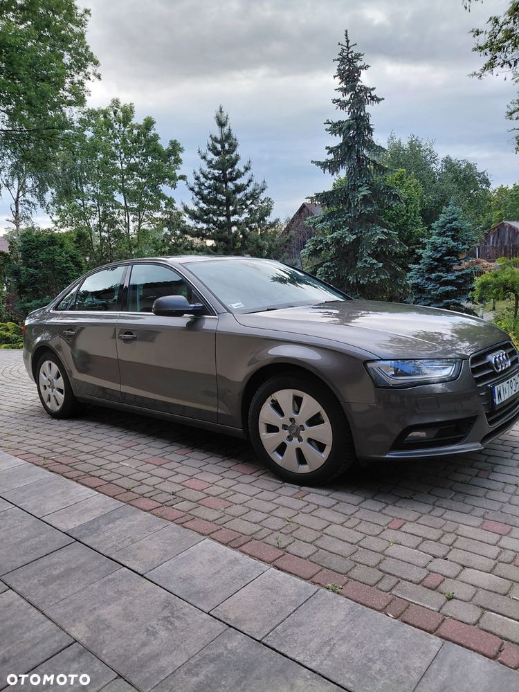 Audi A4 Limousine 2.0 TDI Quattro S tronic - 9