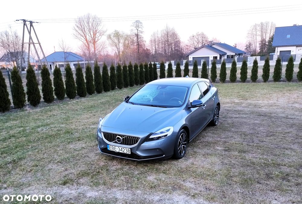 Volvo V40 - 1