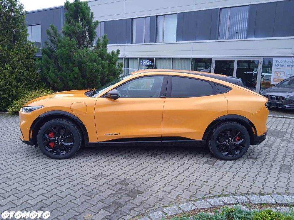Ford Mustang Mach-E 91 kWh AWD Premium - 2