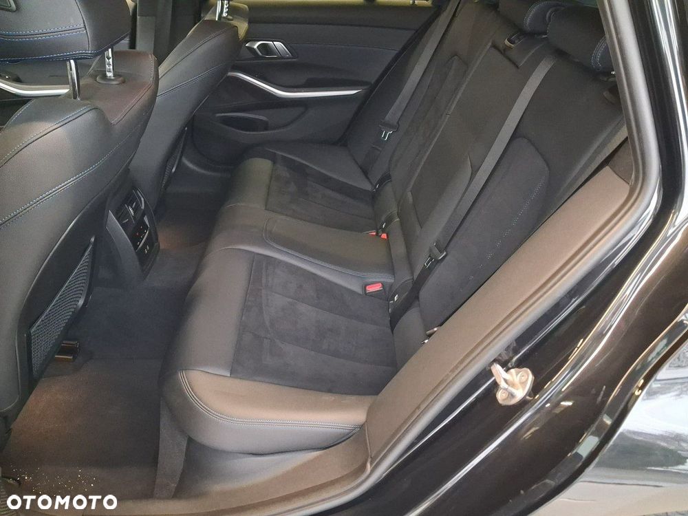 BMW Seria 3 - 11