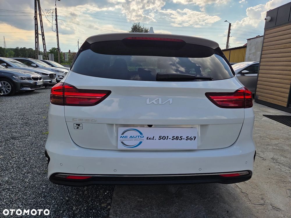 Kia Ceed 1.5 T-GDI L Business Line Plus DCT - 9