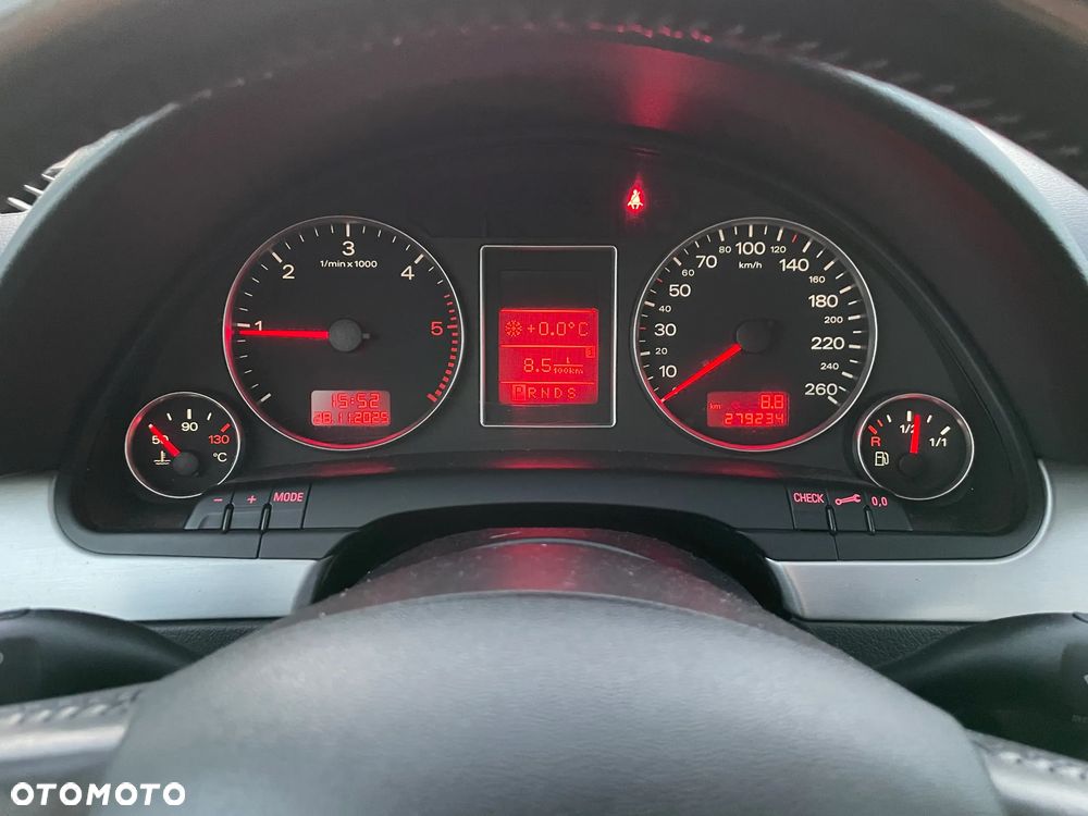 Audi A4 Avant 2.0 TDI multitronic - 10