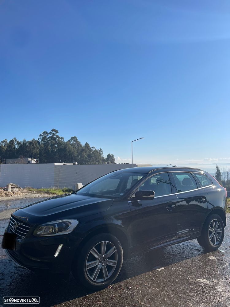 Volvo XC 60 2.0 D4 Momentum - 1