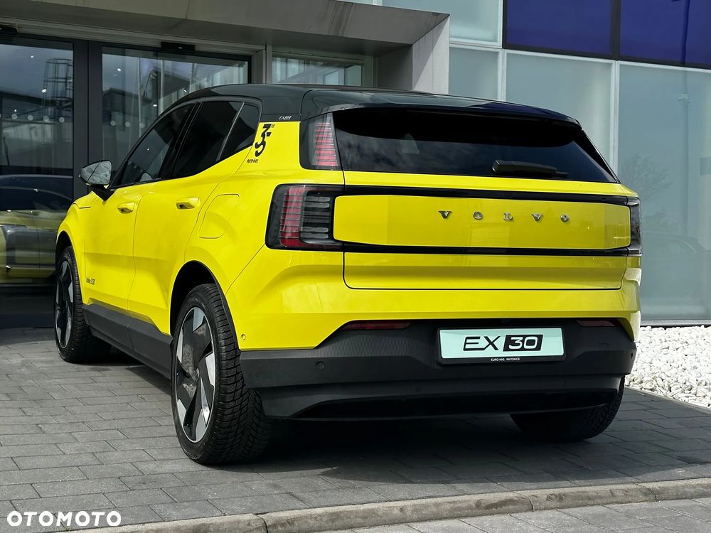 Volvo EX30 69kWh Single Motor Long Range Ultra - 8