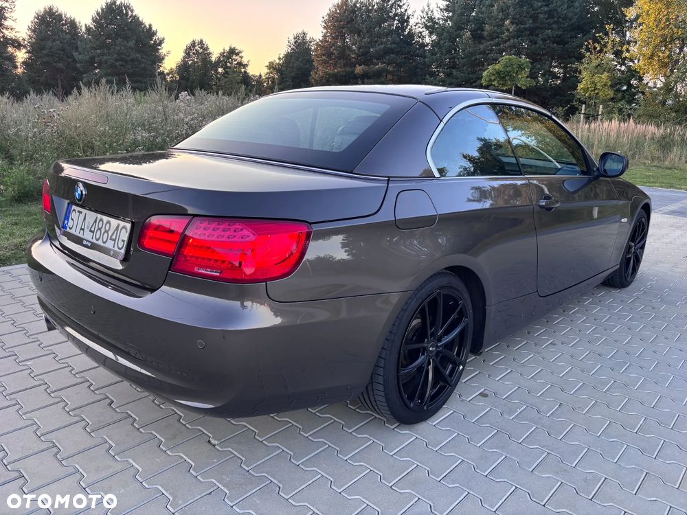 BMW Seria 3 320d - 23