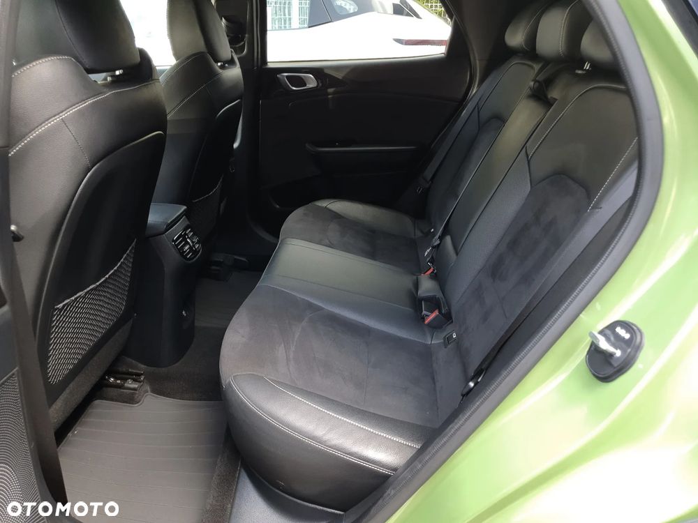 Kia XCeed 1.5 T-GDI GT-Line DCT - 13