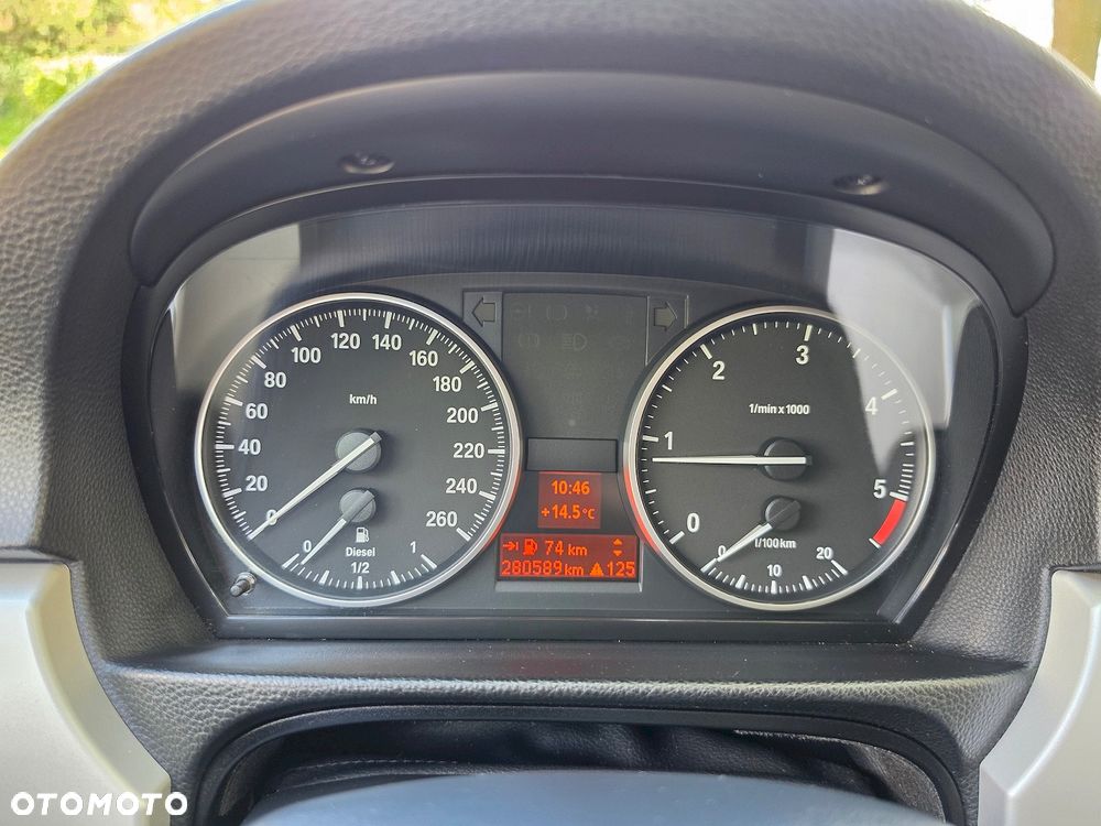 BMW Seria 3 318d - 36