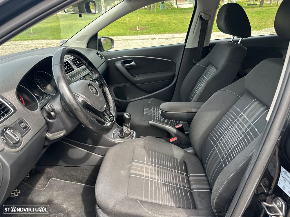 VW Polo 1.0 Trendline - 24