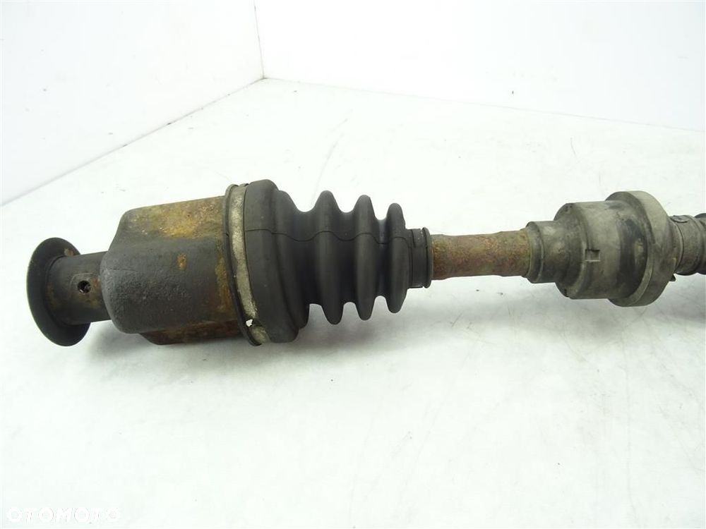 PÓŁOŚ PRZÓD PRZEDNIA PRAWA MITSUBISHI SPACE STAR 1.3 B 82KM  98-05R - 4