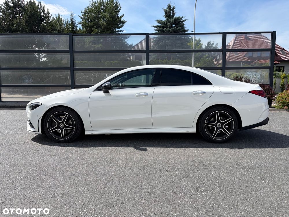 Mercedes-Benz CLA 200 AMG Line 7G-DCT - 7
