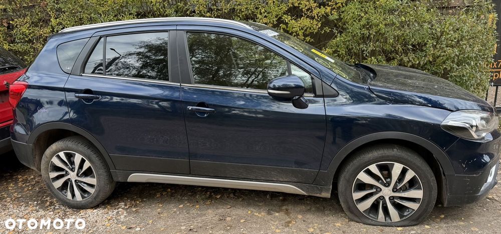 suzuki sx4 s-cross lift drzwi prawe kompletne kolor zq4 - 1