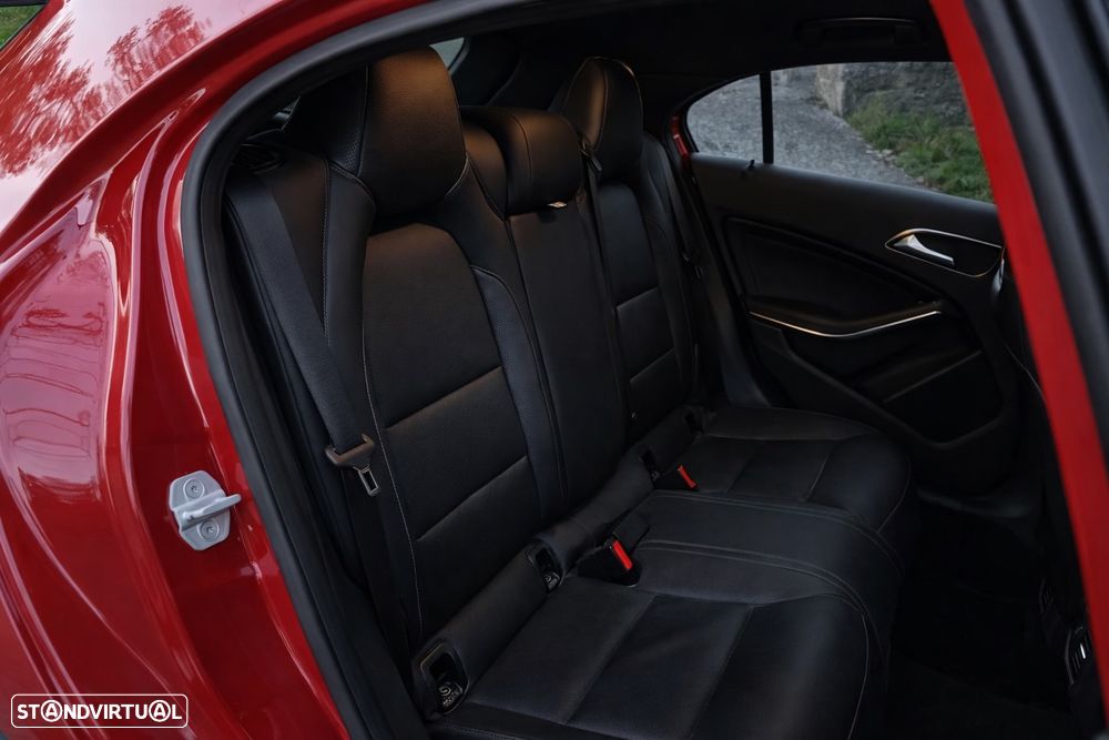 Mercedes-Benz A 180 CDI (BlueEFFICIENCY) AMG Sport - 28