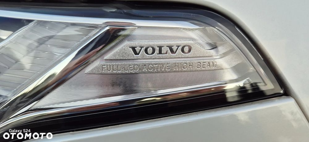 Volvo XC 90 D5 SCR AWD R-Design - 13