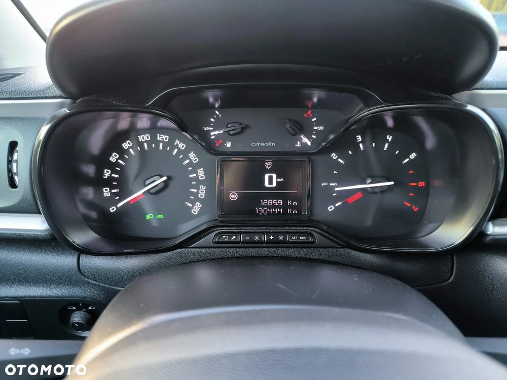 Citroën C3 1.2 PureTech Shine - 36