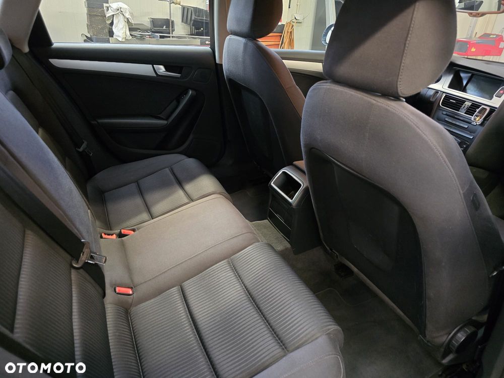 Audi A4 Avant 2.0 TDI DPF Ambition - 11