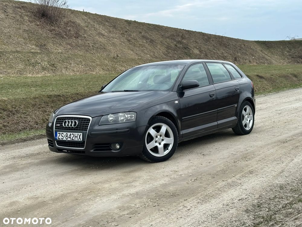 Audi A3 Sportback - 1