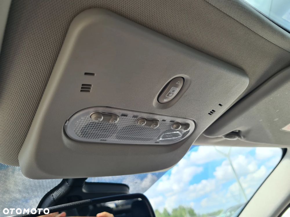 Nissan Qashqai 1.2 DIG-T Xtronic N-Connecta - 25