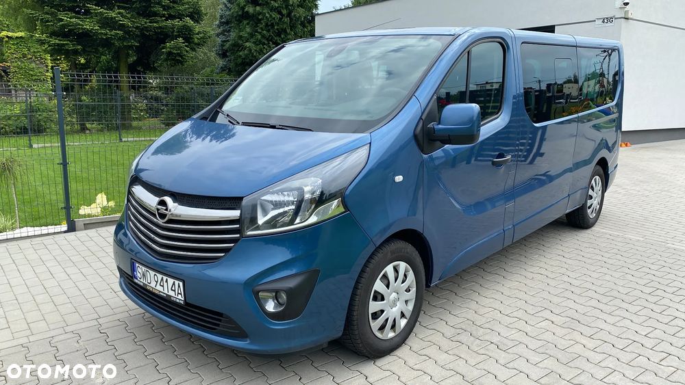 Opel Vivaro - 1