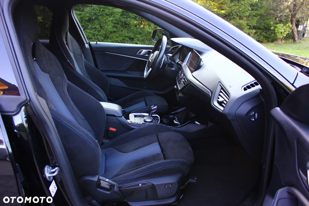 BMW Seria 2 218d M Sport sport - 37