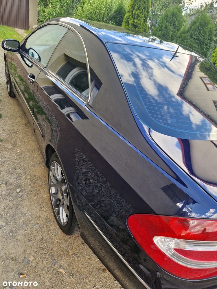 Mercedes-Benz CLK - 11