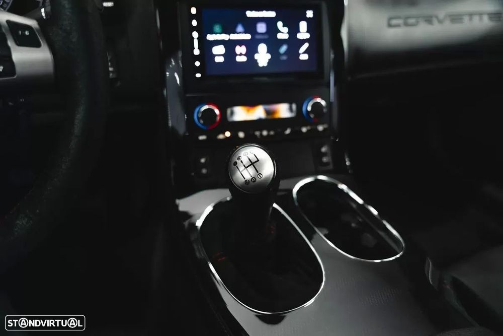 Chevrolet Corvette - 42