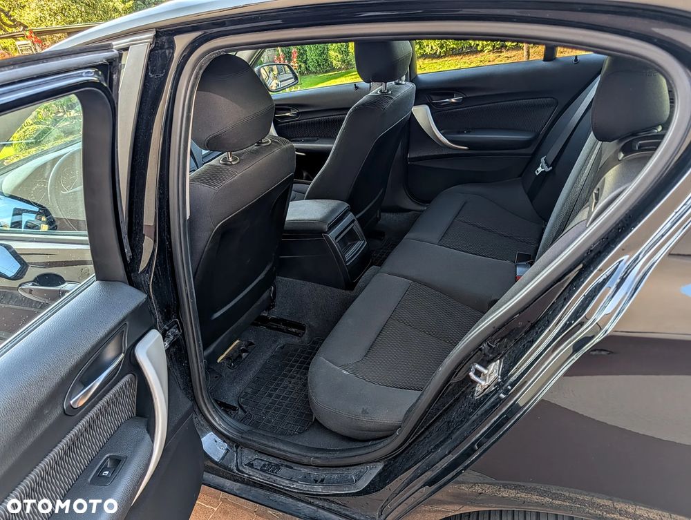 BMW Seria 1 116i - 7