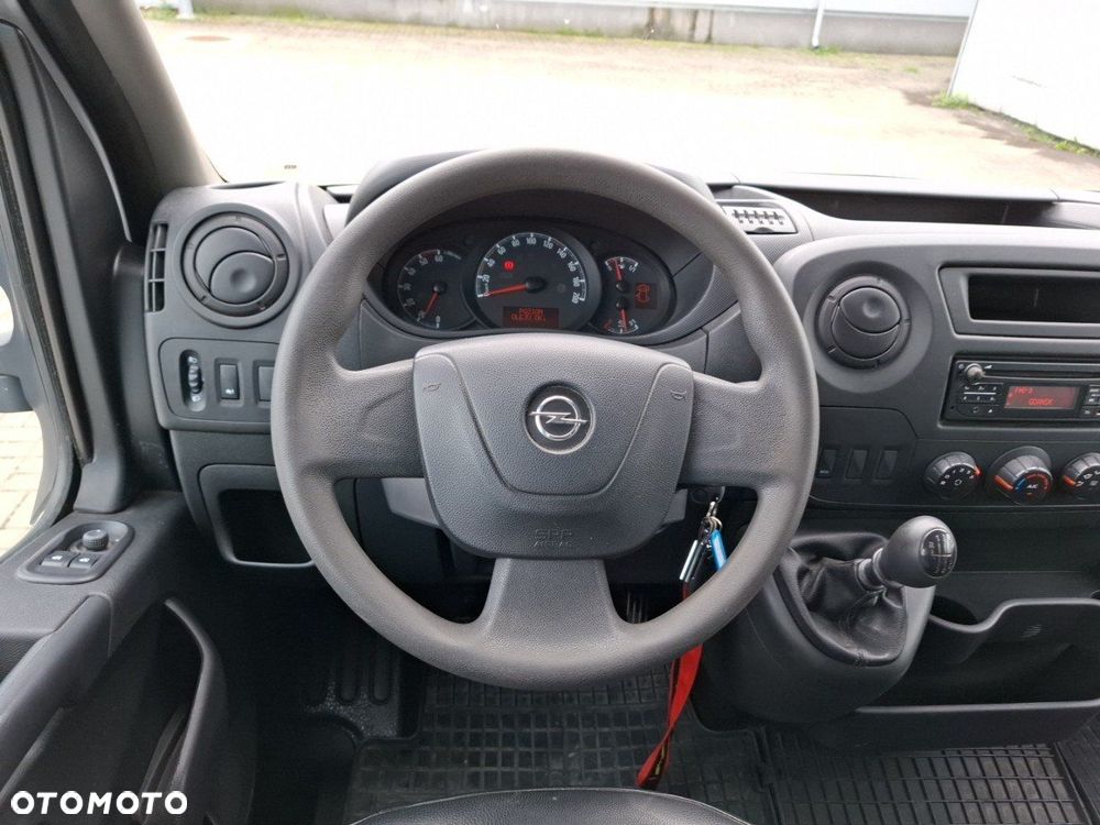 Opel Movano - 8