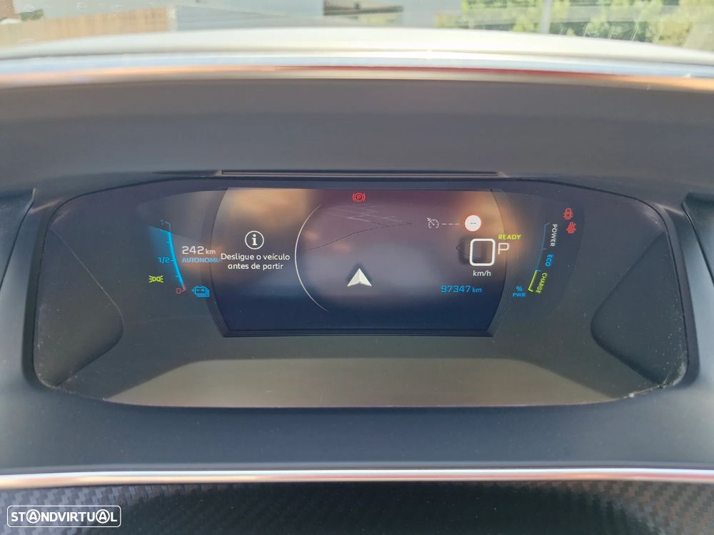 Peugeot e-2008 50 kWh GT Line - 11