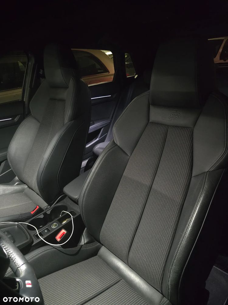 Audi A3 Sportback 35 TFSI S Line - 4