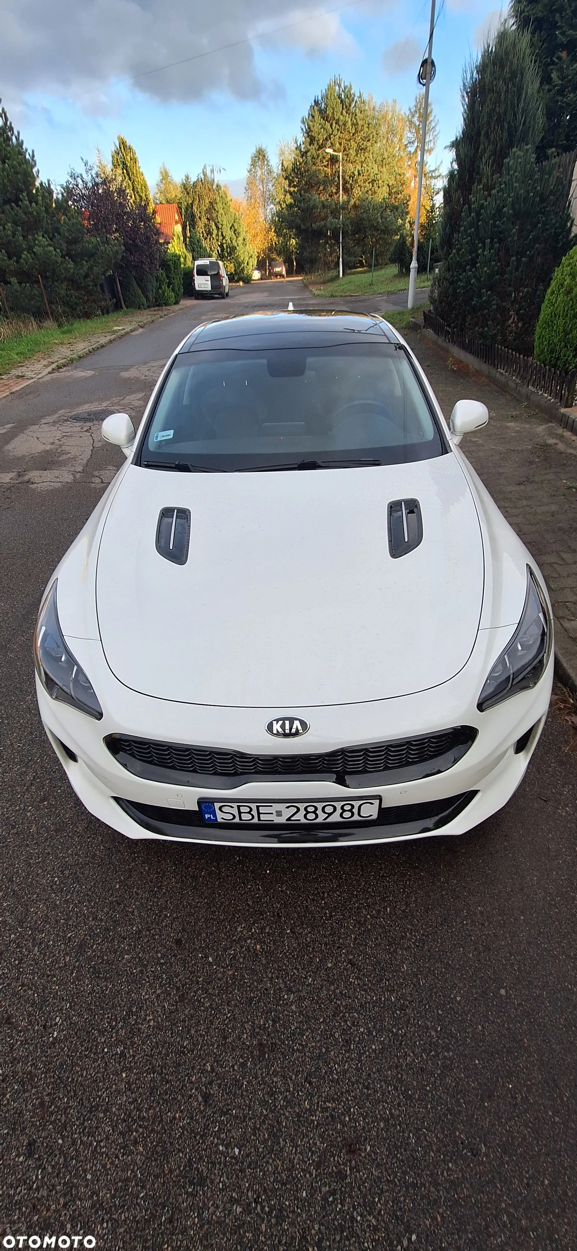 Kia Stinger - 11