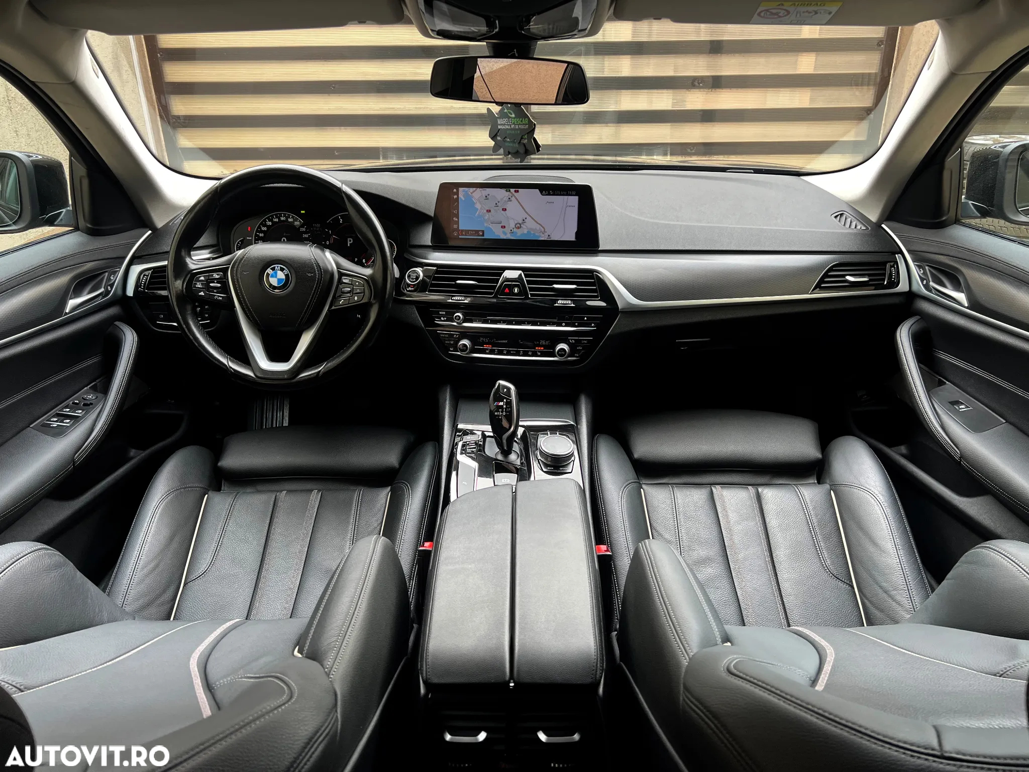 BMW Seria 5 520d AT - 17