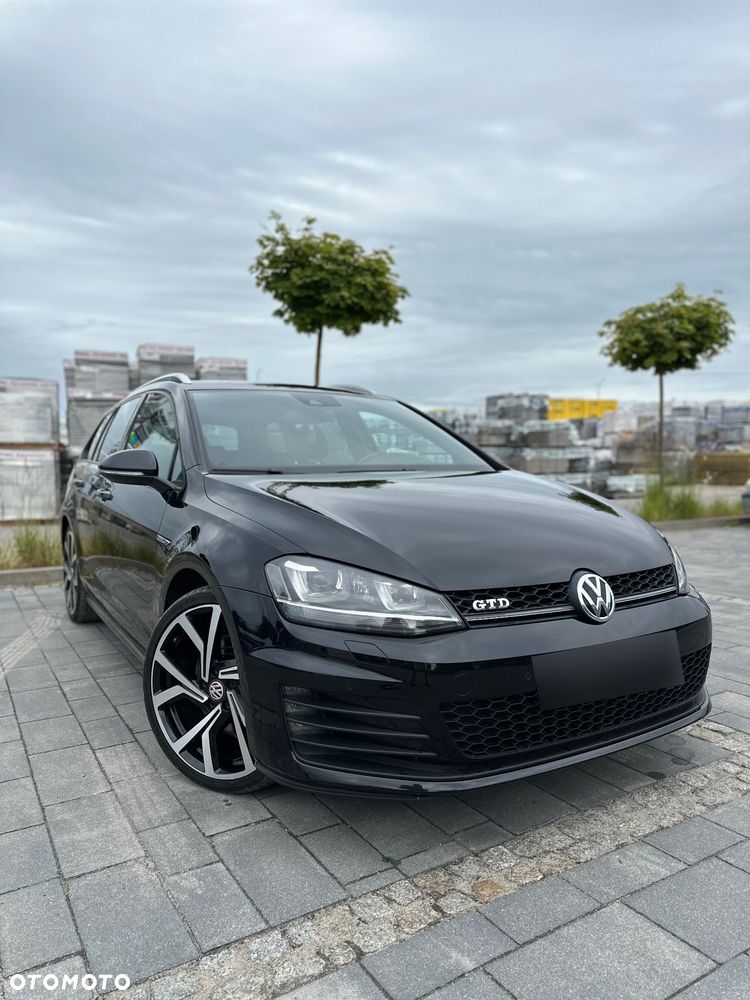 Volkswagen Golf 2.0 TDI BMT GTD - 9