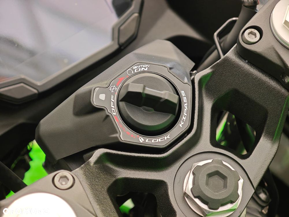 Kawasaki Ninja 500 - 11