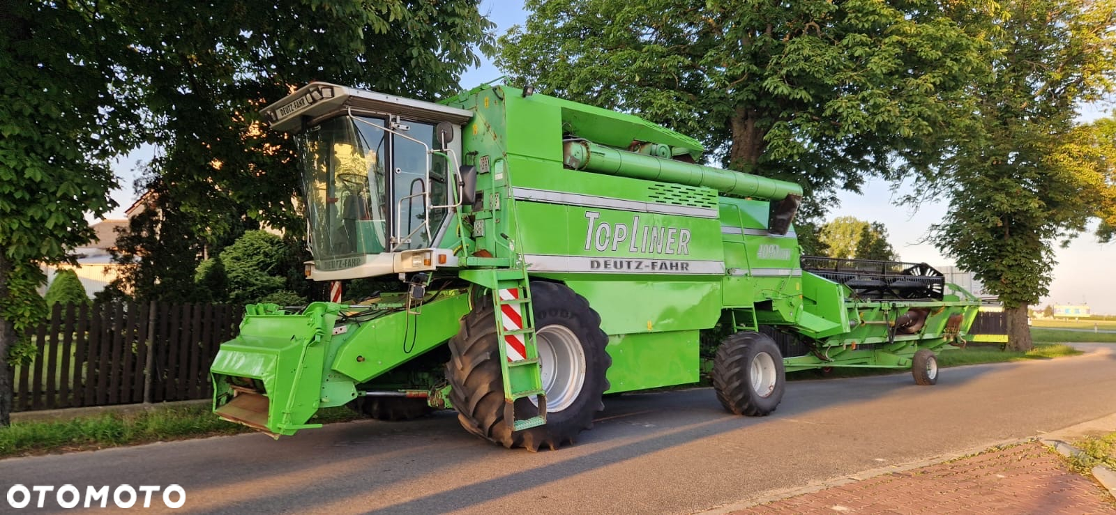 Deutz-Fahr TOPLINER 4090 HTS Claas Mega Import Pierwszy właściciel Zamiana Kamera - 14