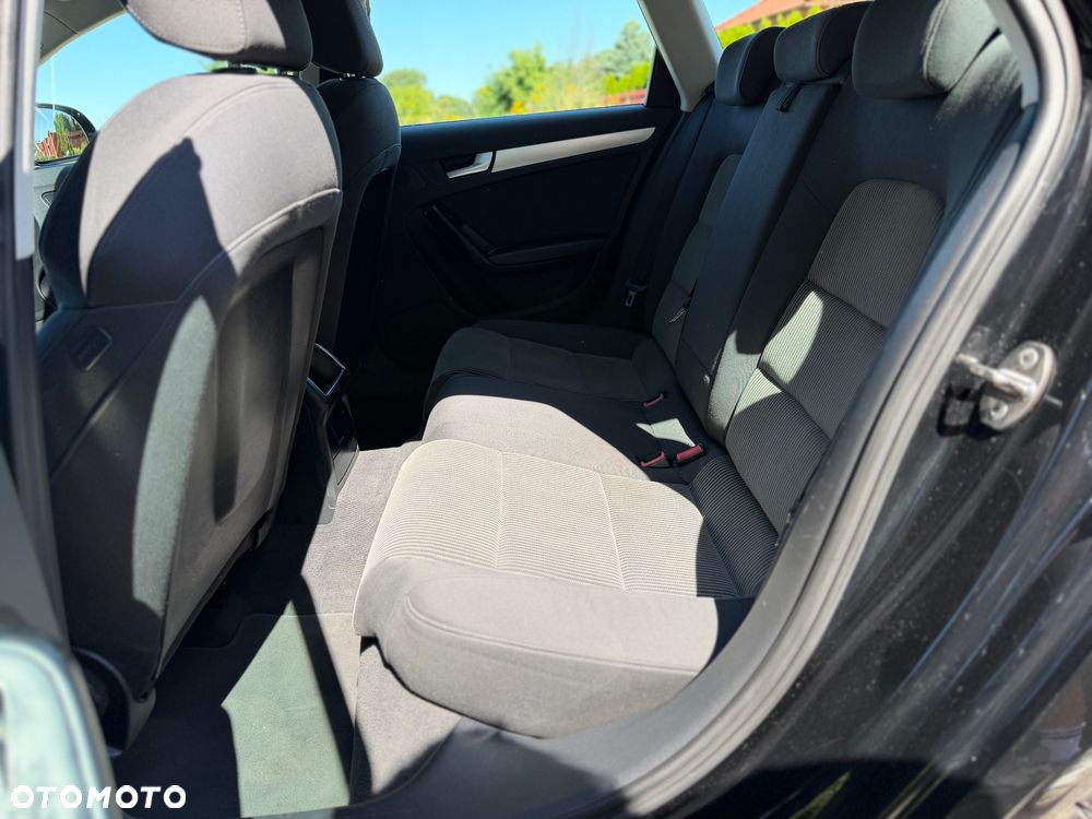 Audi A4 Avant 2.0 TDI DPF Ambition - 25