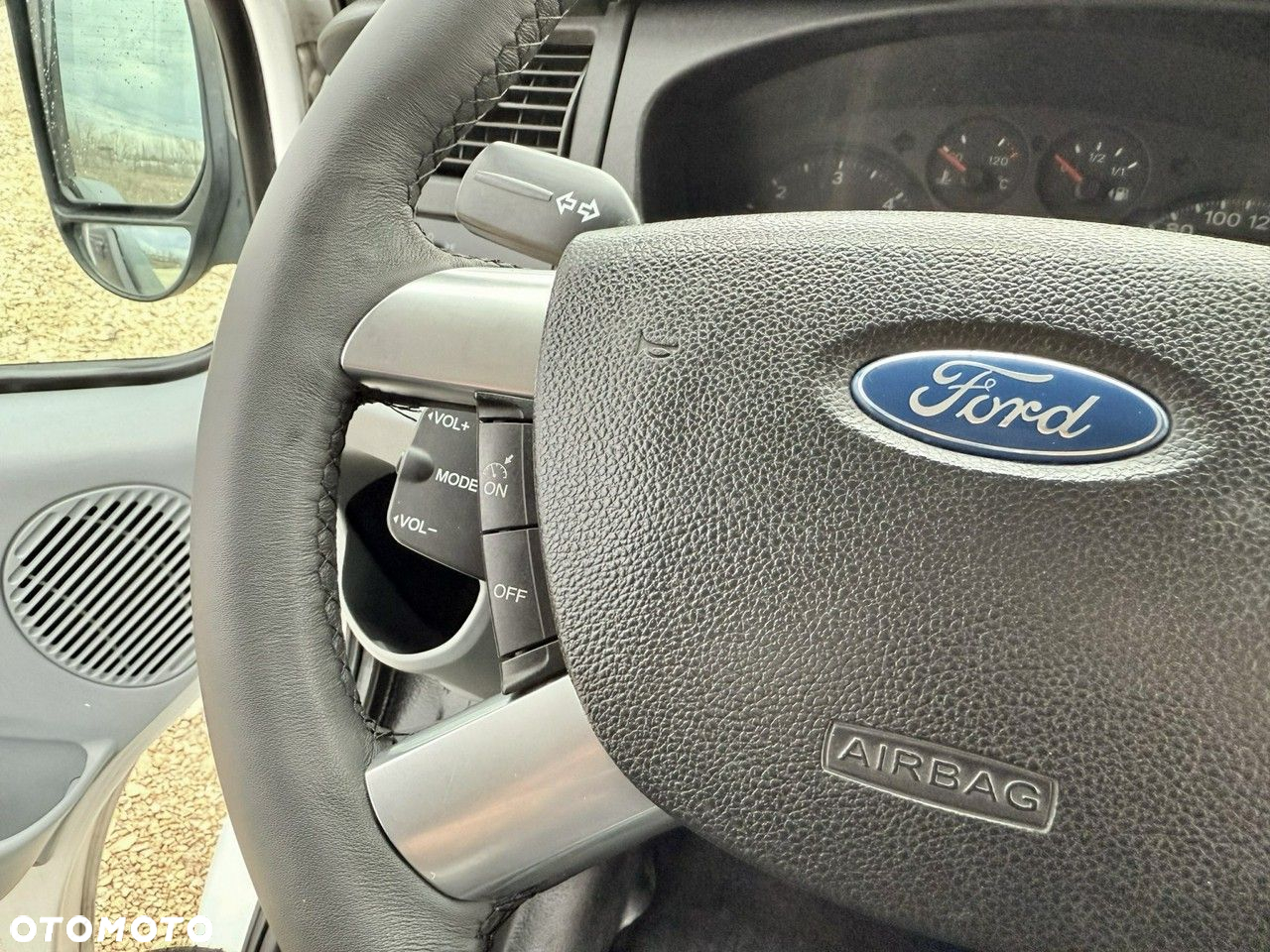 Ford Transit - 18