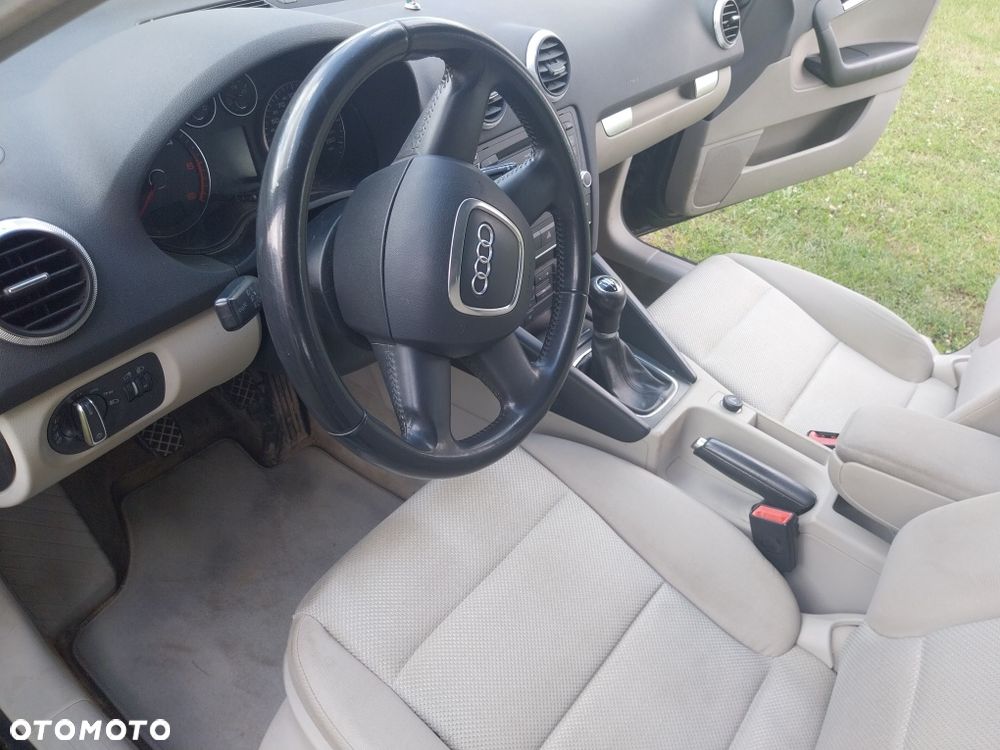 Audi A3 Sportback - 5